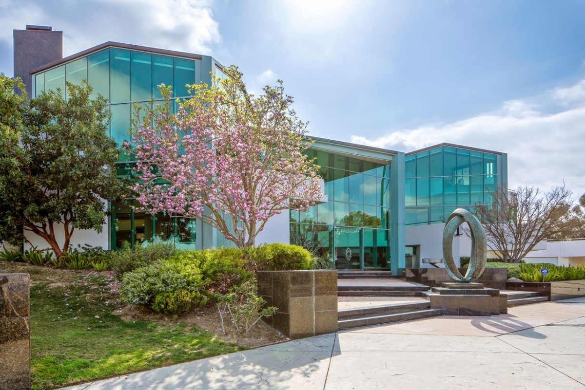 A casa toda envidraçada