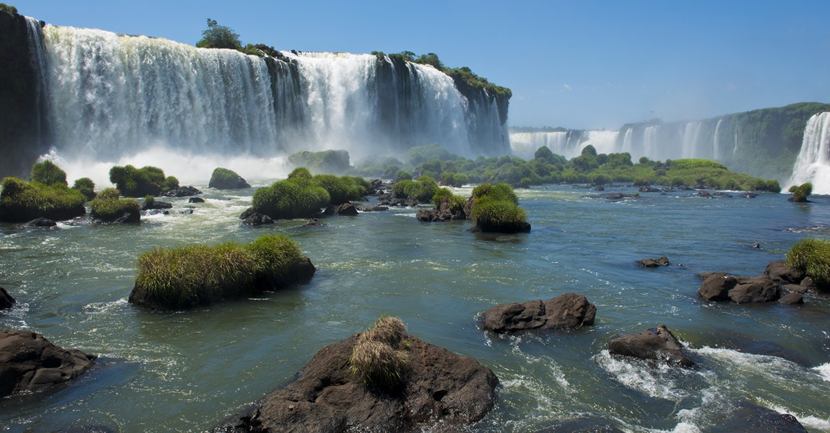 Cataratas de Iguazú, Brasil e Argentina Cataratas de Iguazú, Brasil e Argentina