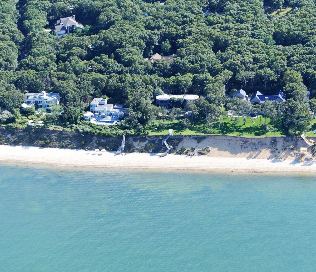 Hamptons: rendas disparam e há quem já pague 10 mil dólares mês por uma “barraca de pescador”