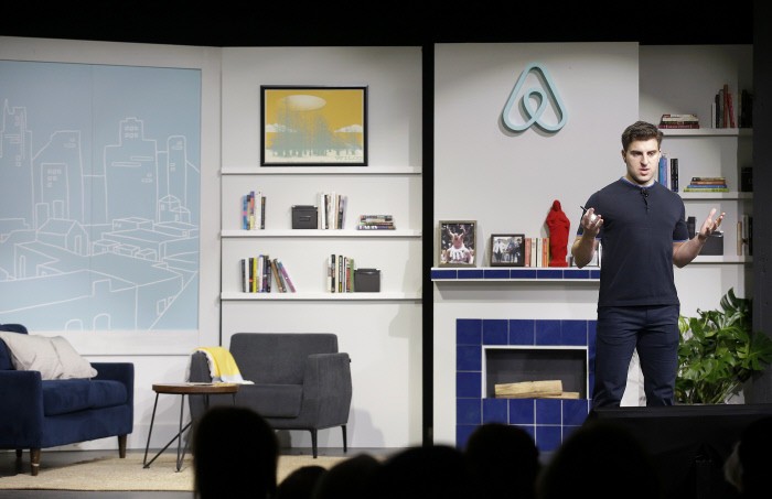 Airbnb vai despedir 25% dos trabalhadores devido à crise da Covid-19