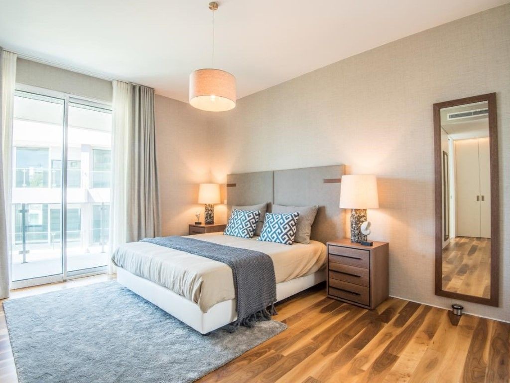 The bedrooms are spacious and have terrace access The bedrooms are spacious and have terrace access