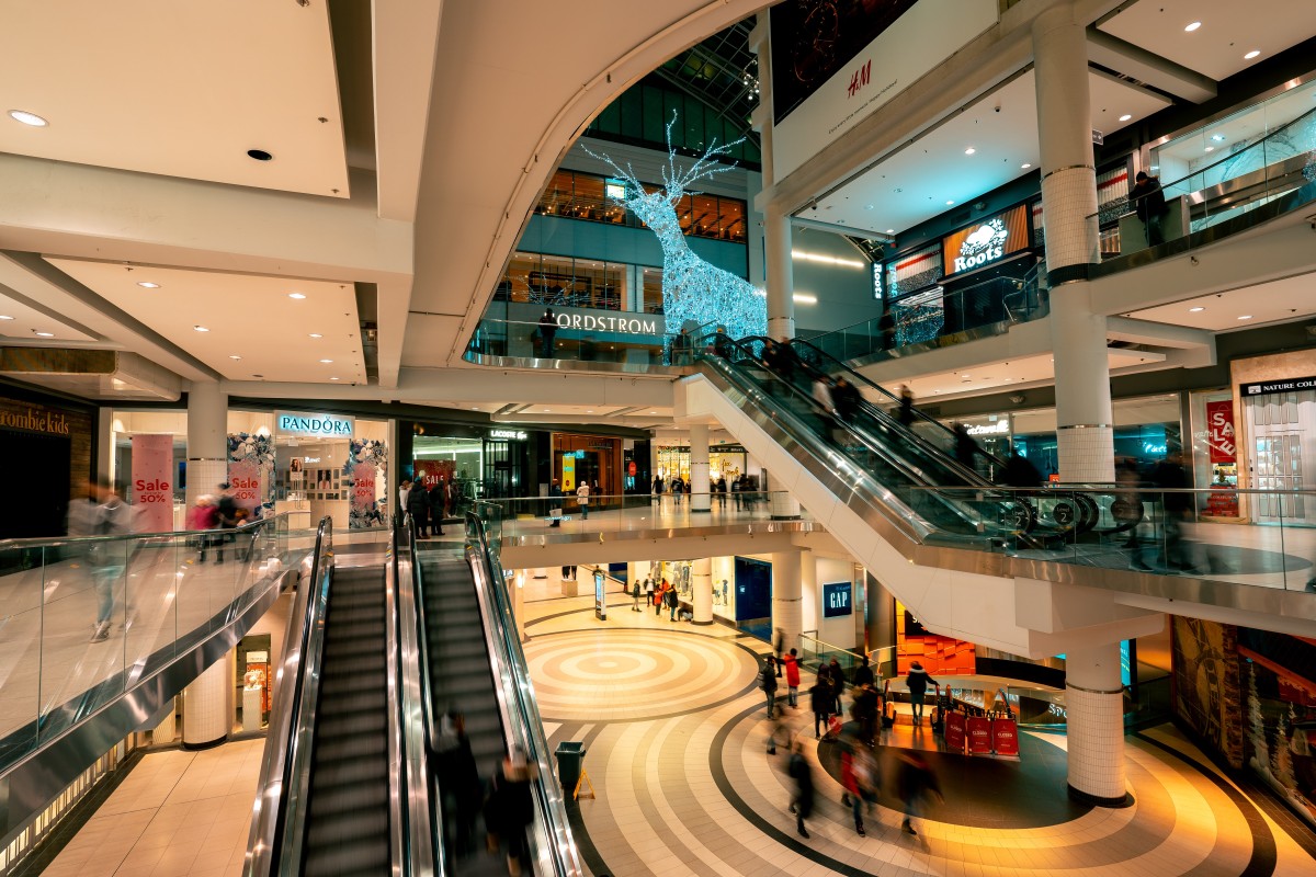 Centros comerciais temem “maior concentração de pessoas” devido às restrições de horário na AML
