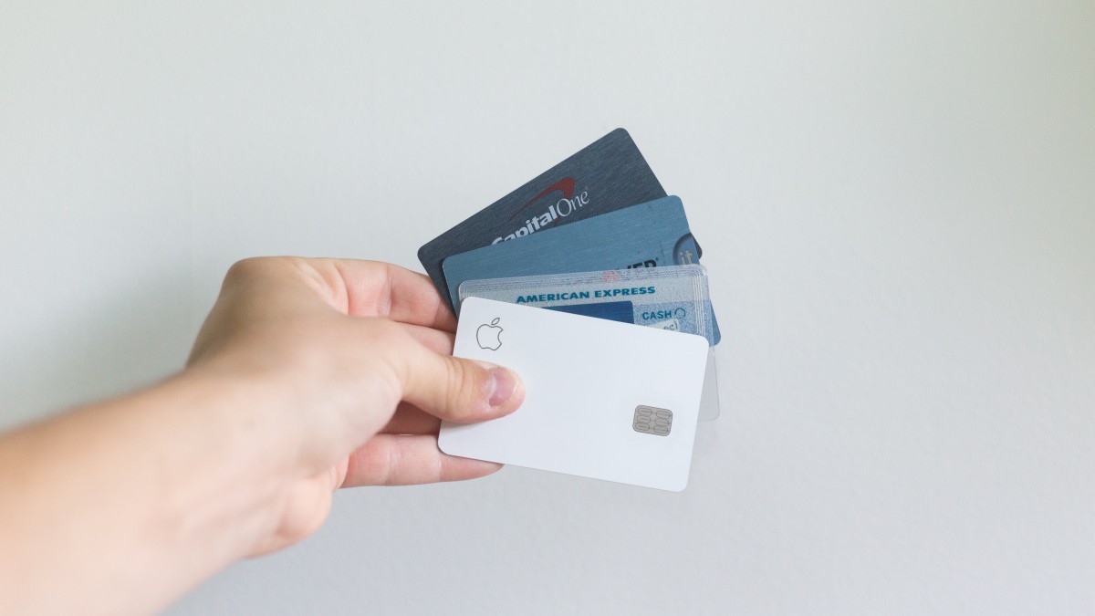 Pagamentos digitais e com cartão já deixaram de ser grátis para comerciantes e particulares