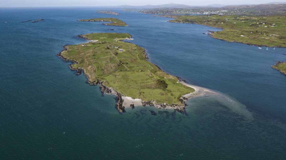 Ilha privada na Irlanda vendida por 5,5 milhões de euros