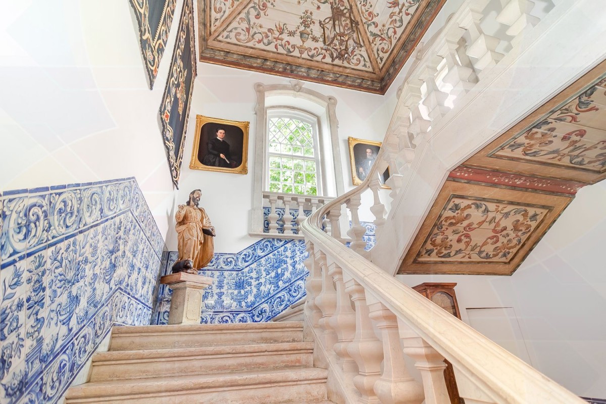 The property has maintained traditional Portuguese tiles throughout