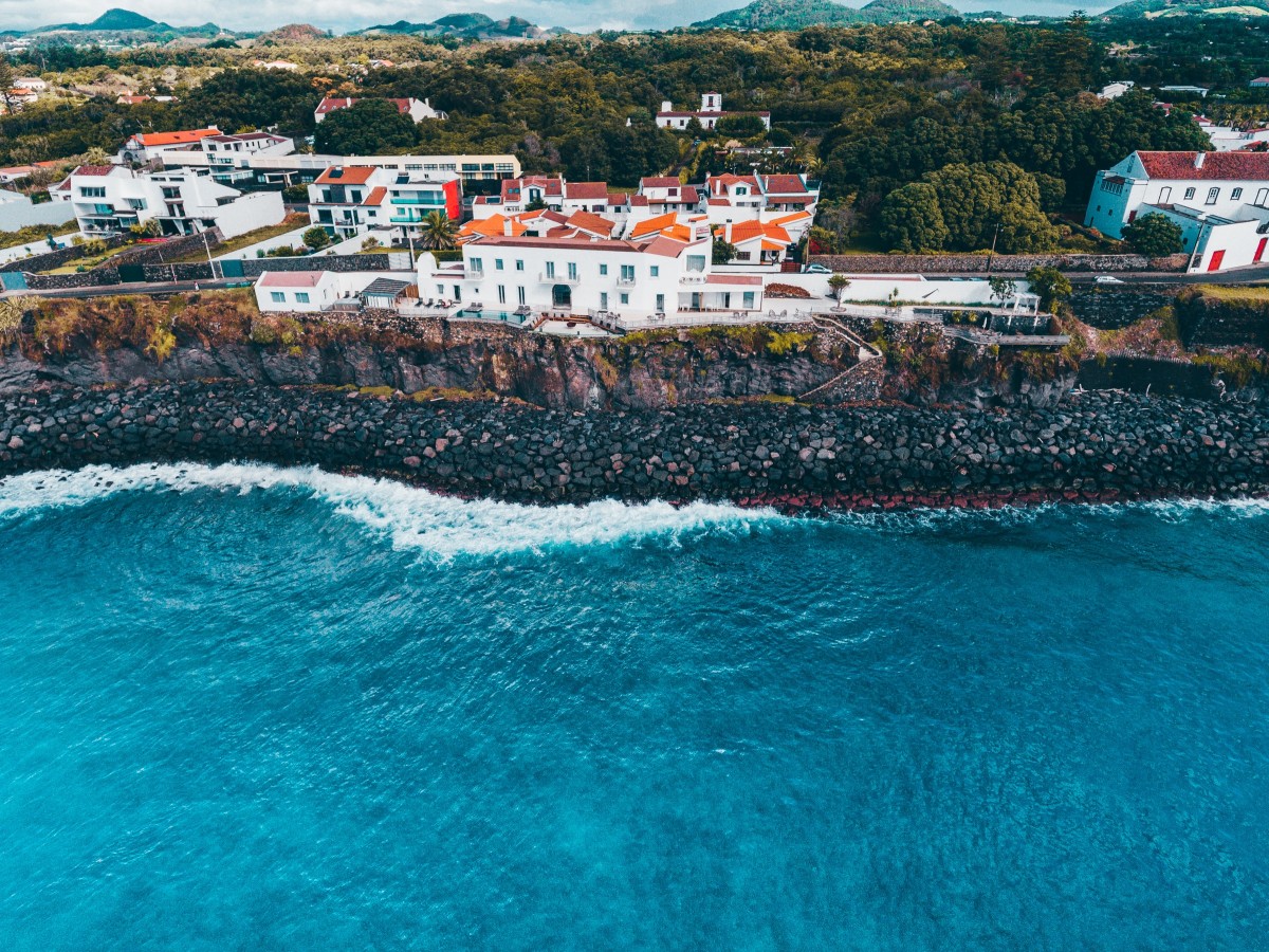 Live in Ponta Delgada 