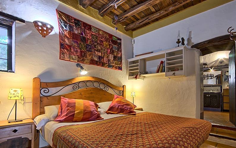 casa-campo-ibiza-dormitorio