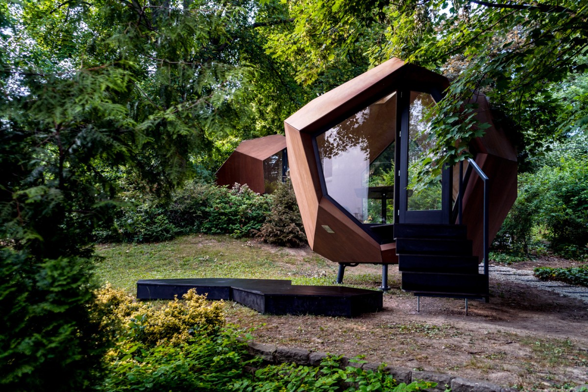 O escritório à porta de casa: a cabine perfeita para trabalhar no jardim (e relaxar nos intervalos)