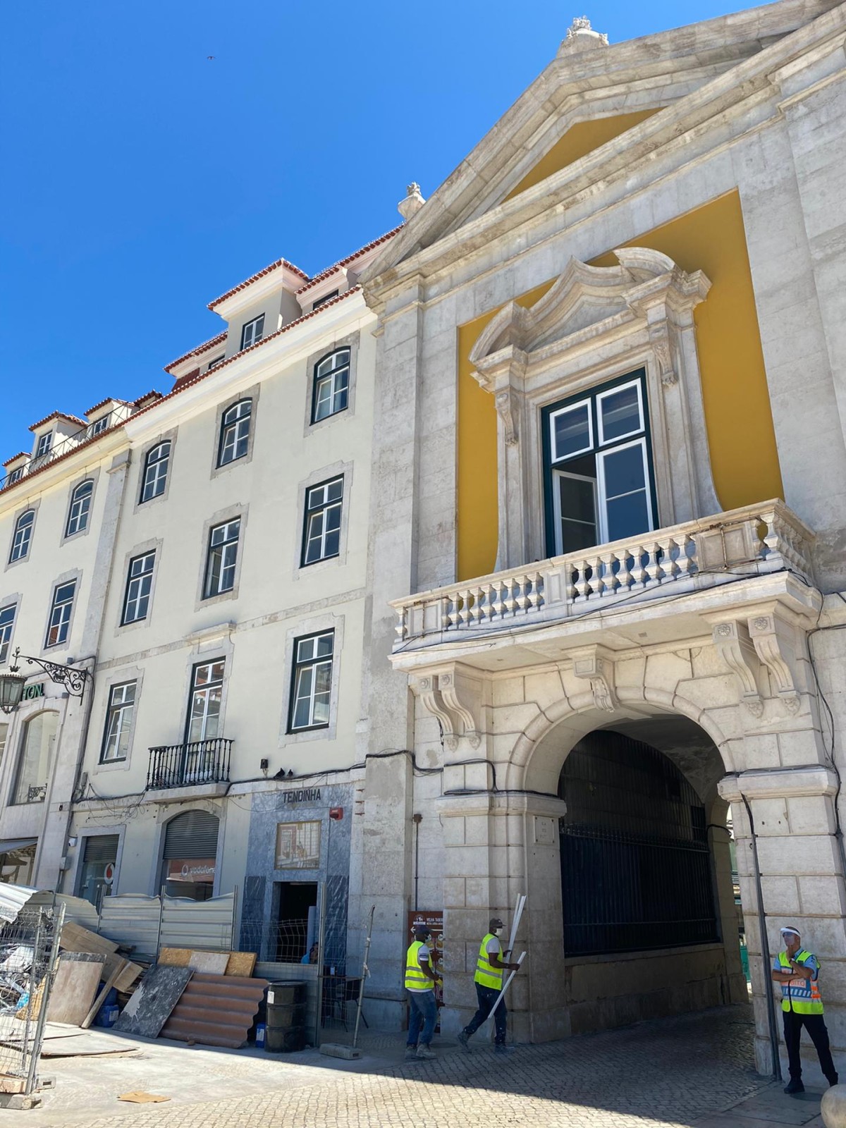 Lisboa: emblemático Arco do Bandeira está a ser reabilitado