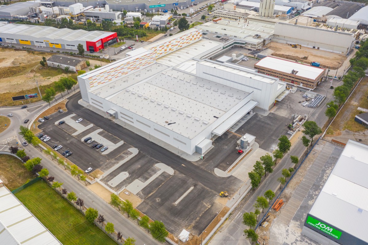 Unidade industrial da Indasa está a crescer: obras estão a cargo da Garcia Garcia