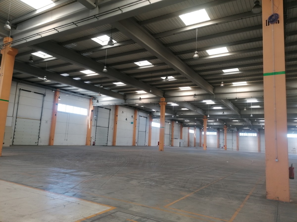 Centro logístico em Palmela à procura de inquilinos: armazém tem mais de 37 mil m2