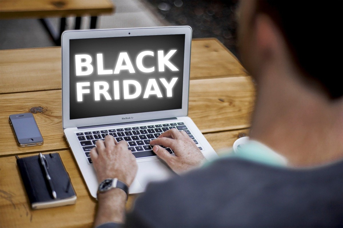 Cuidado na Black Friday: fraude financeira disparou com aumento de transações 'online'