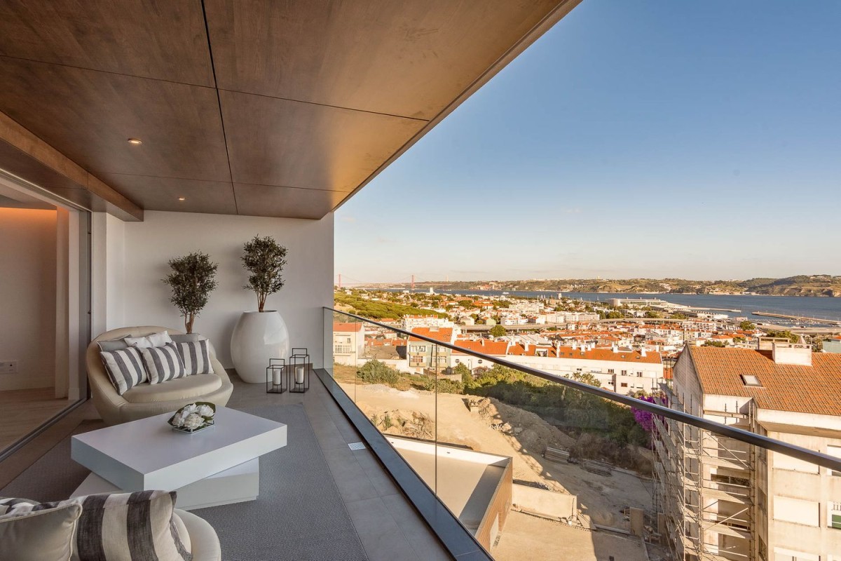 This luxury apartment with stunning views is for sale in Lisbon