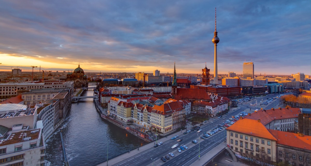 Alemanha: com escolas e comércio fechados... e o mercado de escritórios a cair