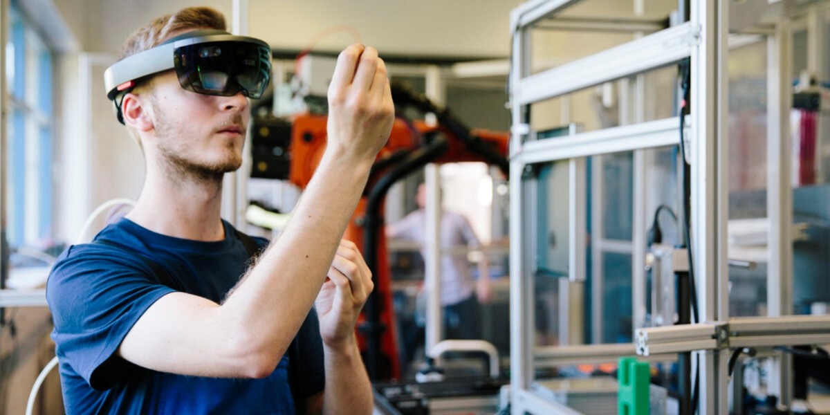 Como será o local de trabalho em 2030? E as novas profissões e competências?