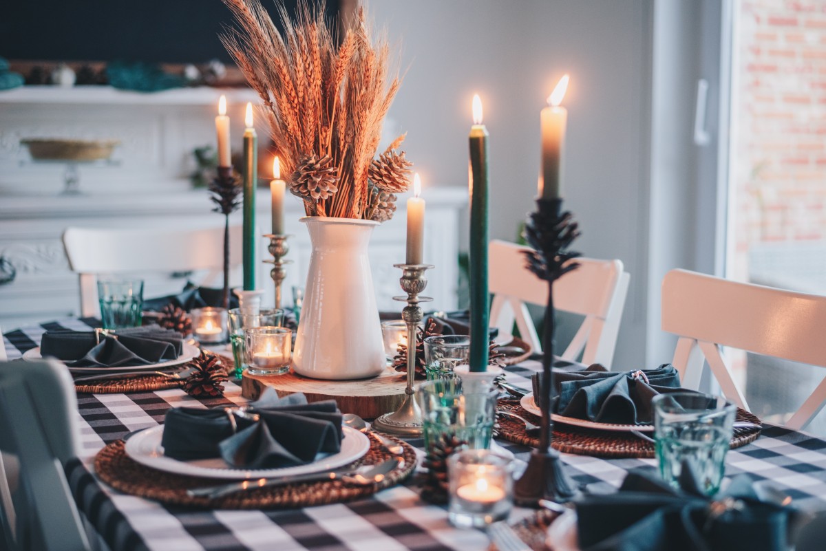 Dicas inspiradoras para decorar a mesa de Natal