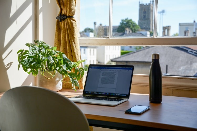 Escola e trabalho dentro de casa: como reorganizar os espaços