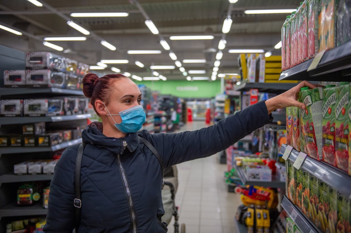 Supermercados sem restrições de horário: não há motivo para “corridas” às compras
