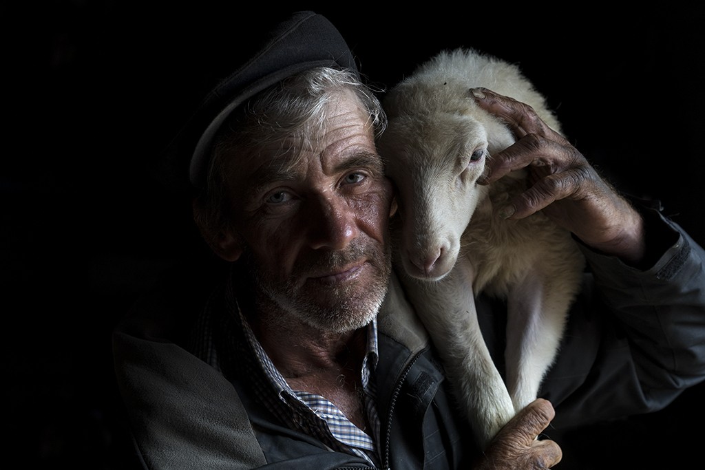 A ruralidade vista por dentro: fotógrafo português vence prémio Travel Photographer of the Year