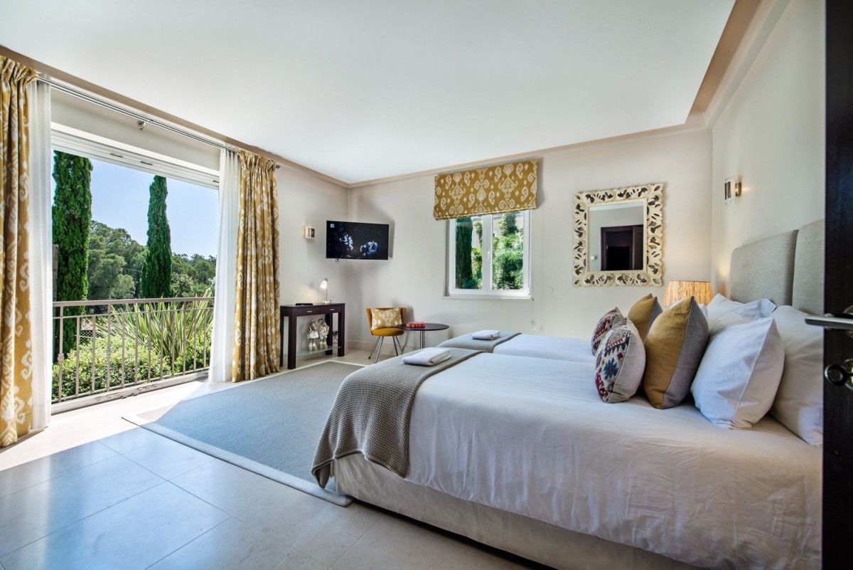 Alle 5 Schlafzimmer bieten eine wunderschöne Aussicht