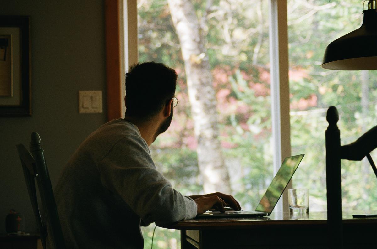 Em teletrabalho? As 12 dicas da DGS para ser produtivo e saudável