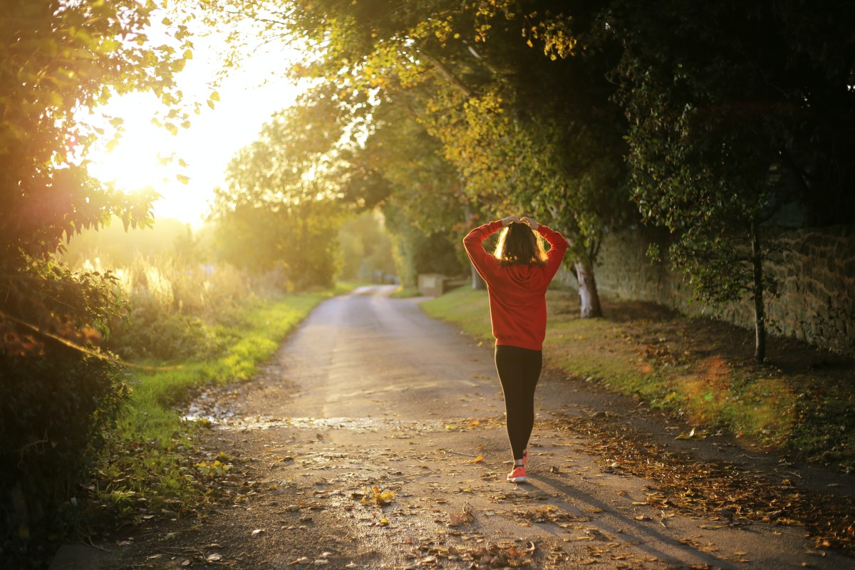 Correr ao ar livre com máscara: Sim ou não? Faz mal à saúde?