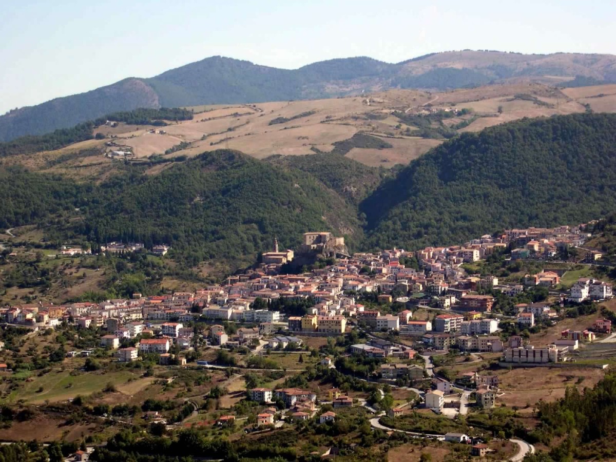 Casas por 1 euro em Laurenzana: municípios italianos não param de lançar novas iniciativas