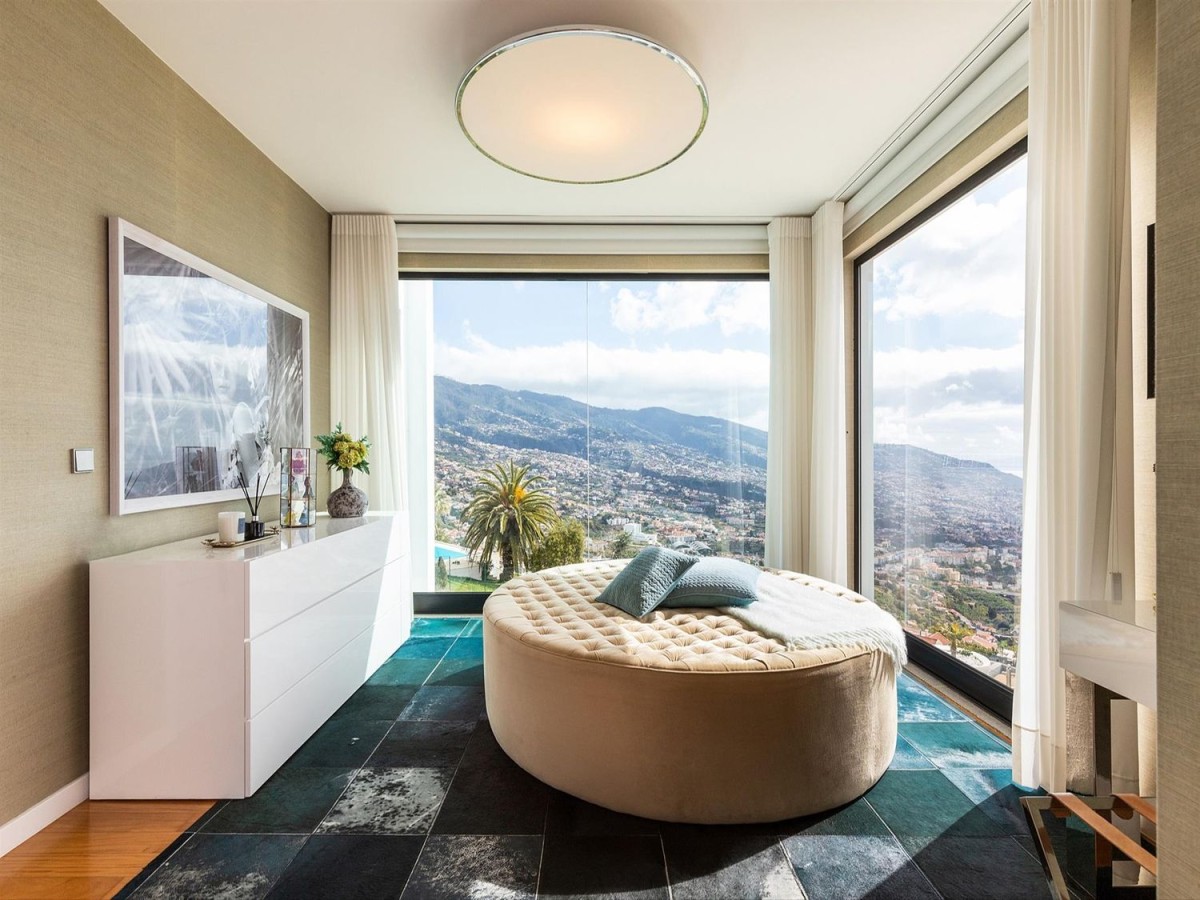 Beautiful views can be enjoyed throughout the property Beautiful views can be enjoyed throughout the property