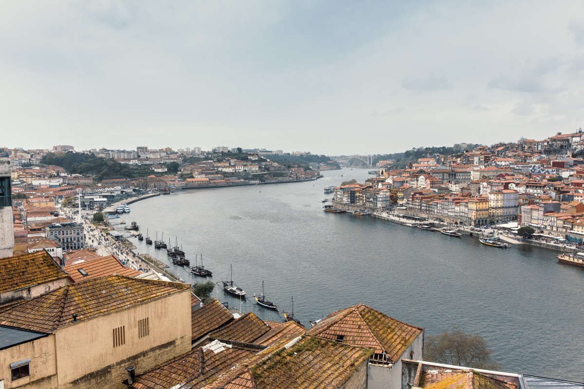 Porto: casas premiadas em bienal de arquitetura serão afinal para arrendamento acessível