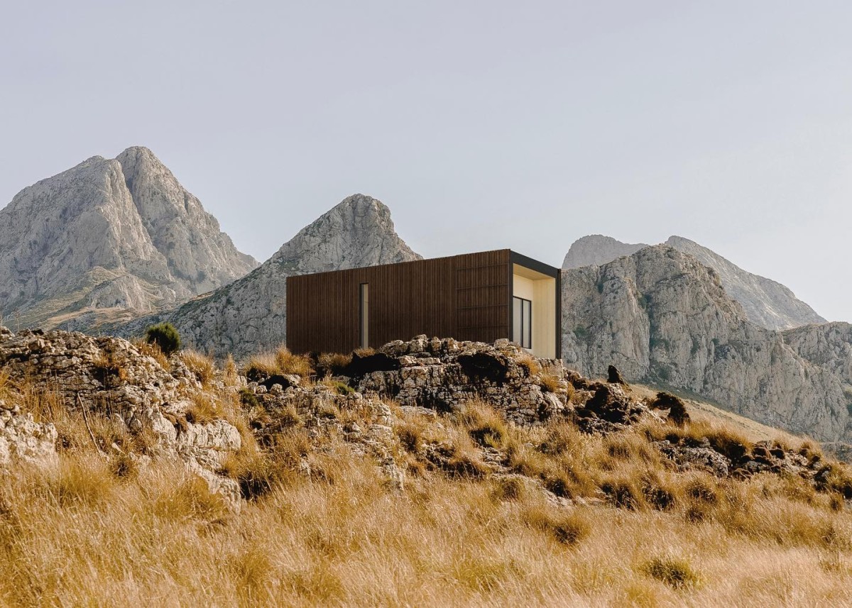 Esta casa pré-fabricada “nasceu" da incubadora do dono da Mercadona e é ideal para estar no campo