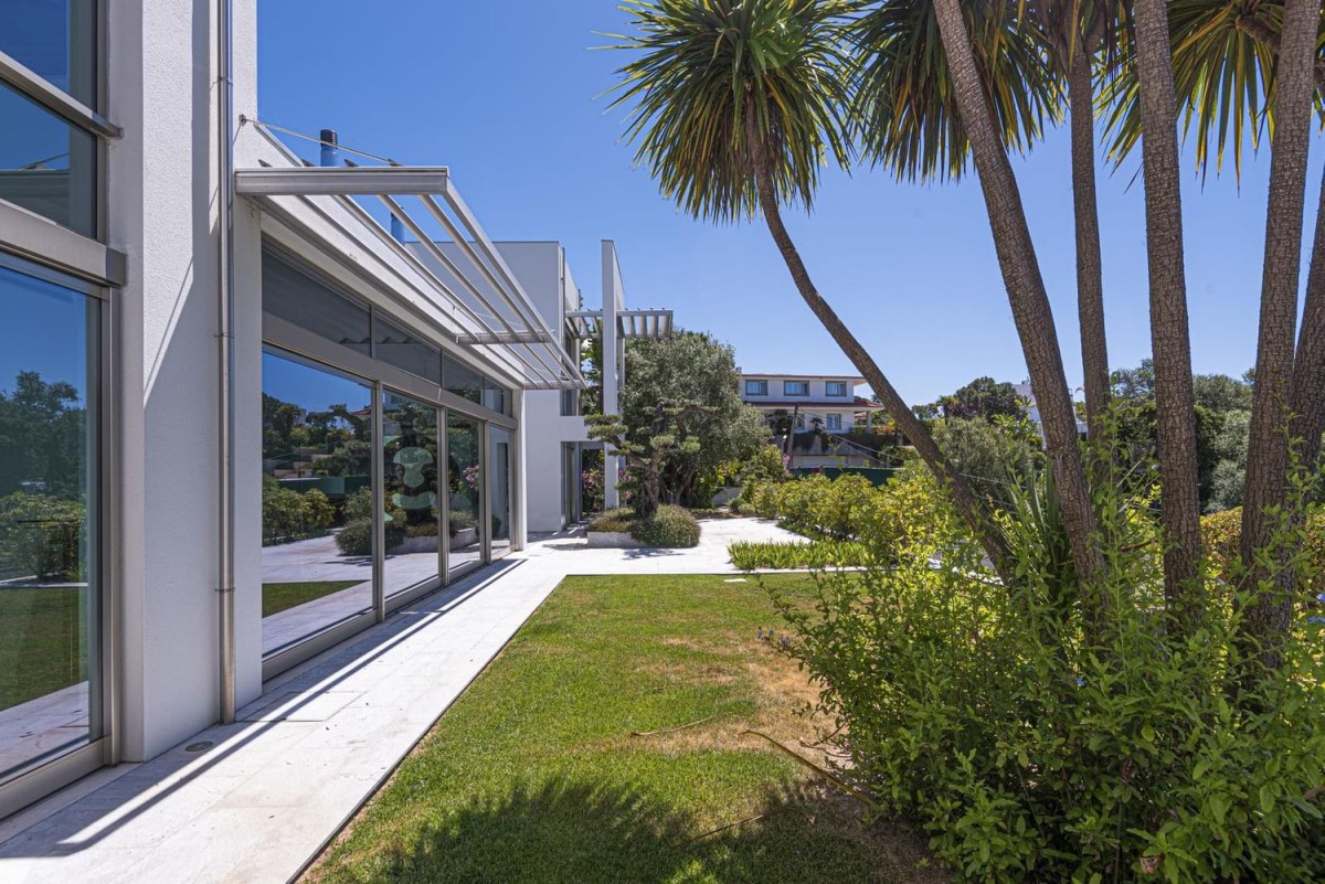 This luxurious villa is for sale in Estoril