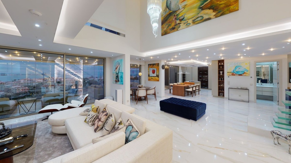 The spectacular main living area as stunning high ceilings