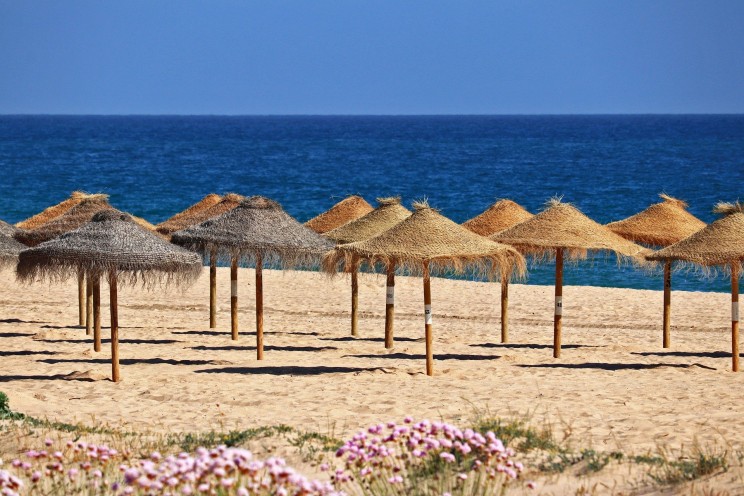 COVID beach rules in Portugal