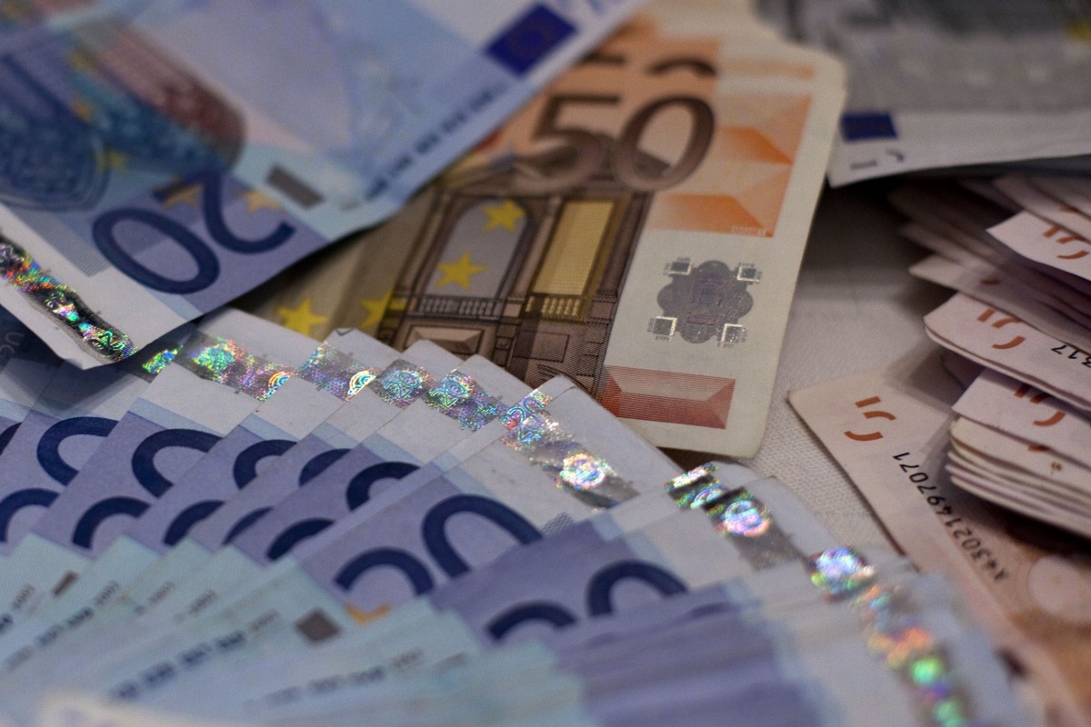 Vistos 'gold': Investimento cai 81% em maio para 27,7 ME