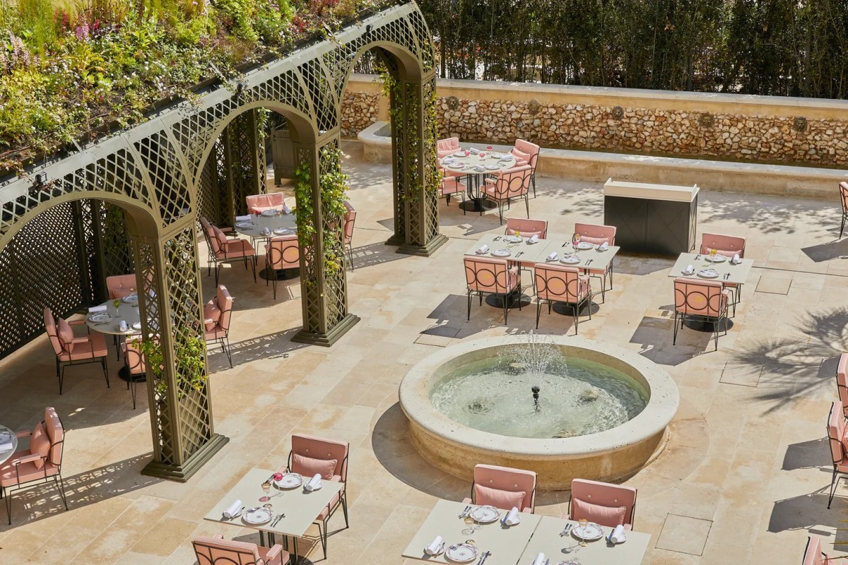 Hotel de luxo no Palácio de Versalhes