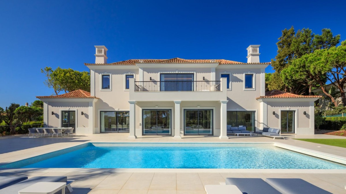 Luxury villa for sale in Quinta do Lago, the Algarve