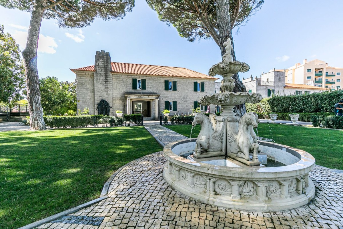 The grounds of the palace are home to stunning statues