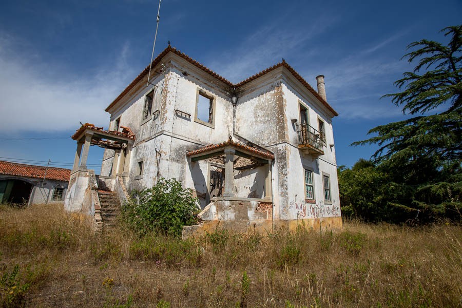Edifício devoluto