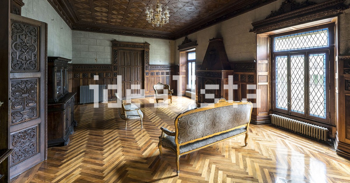 Palacete à venda no idealista por 830.000 euros 