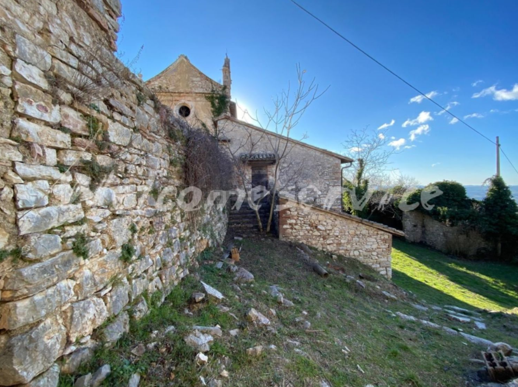 Aldeia à venda em Itália