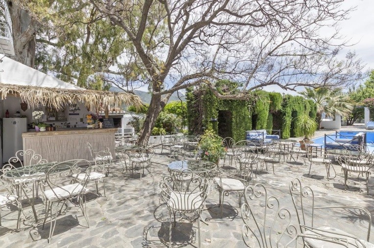 caseron_granada_bar_exterior