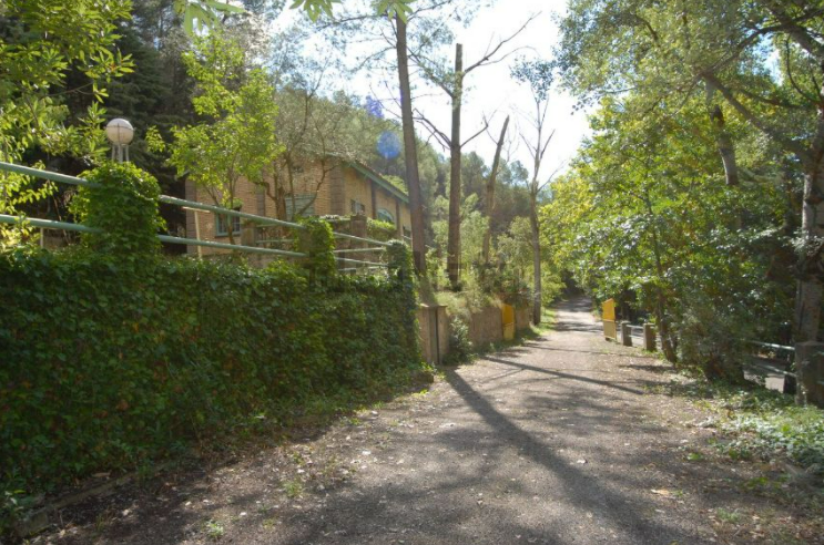 Aldeia à venda na Catalunha