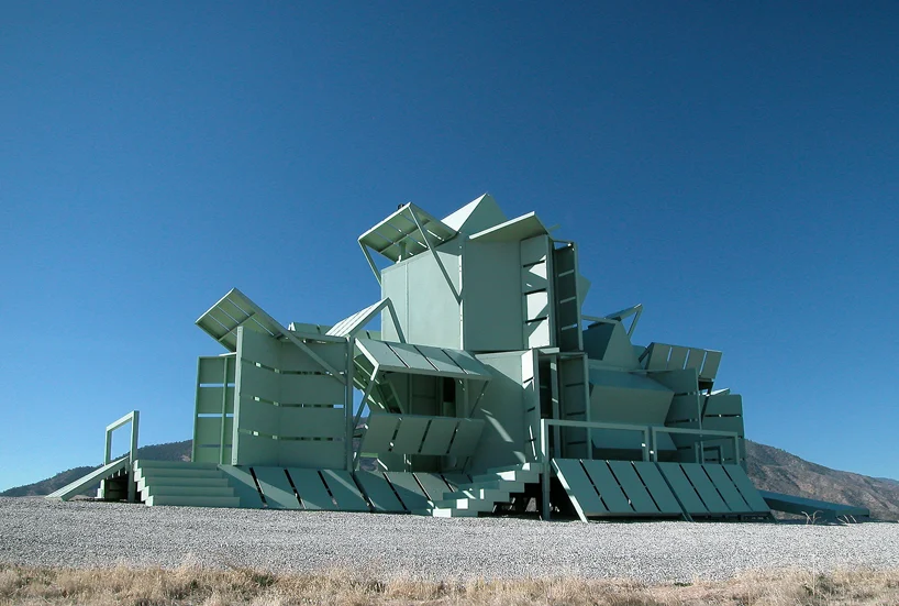 ‘M-house’ do arquiteto Michael Jantzen