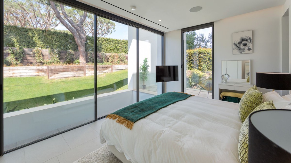 Bright and spacious bedrooms