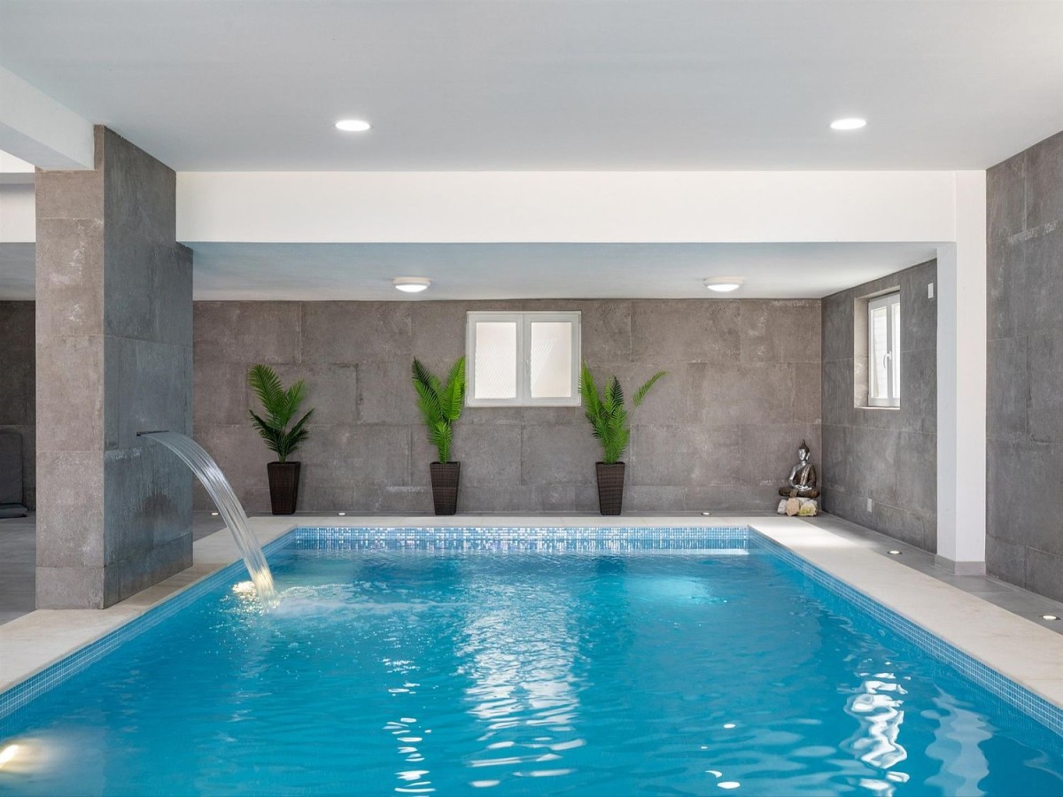 Piscina al coperto
