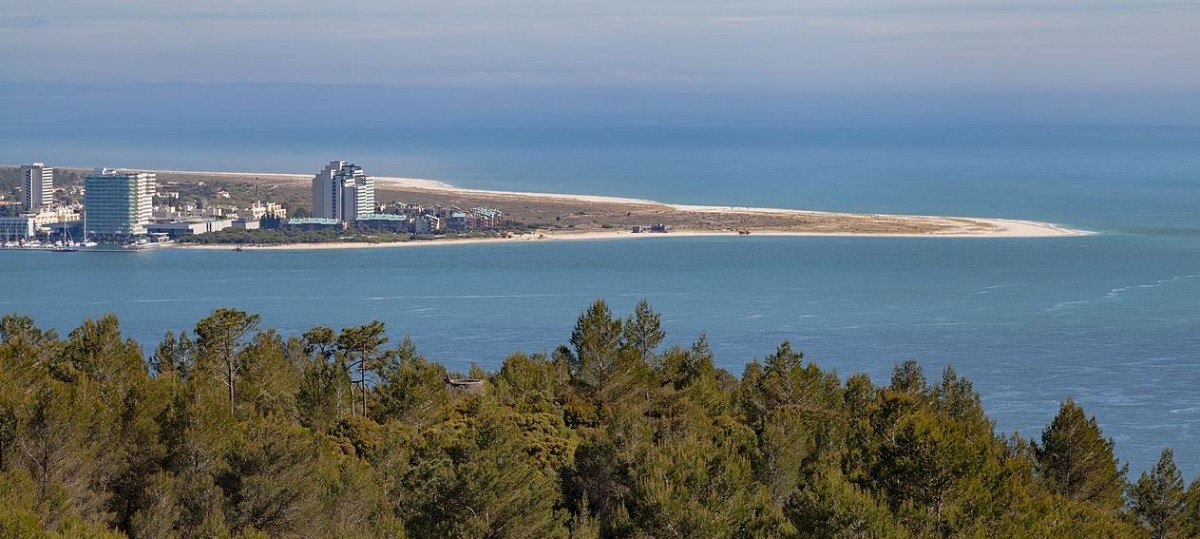 Herdeira do império Inditex constrói resort de luxo em Troia