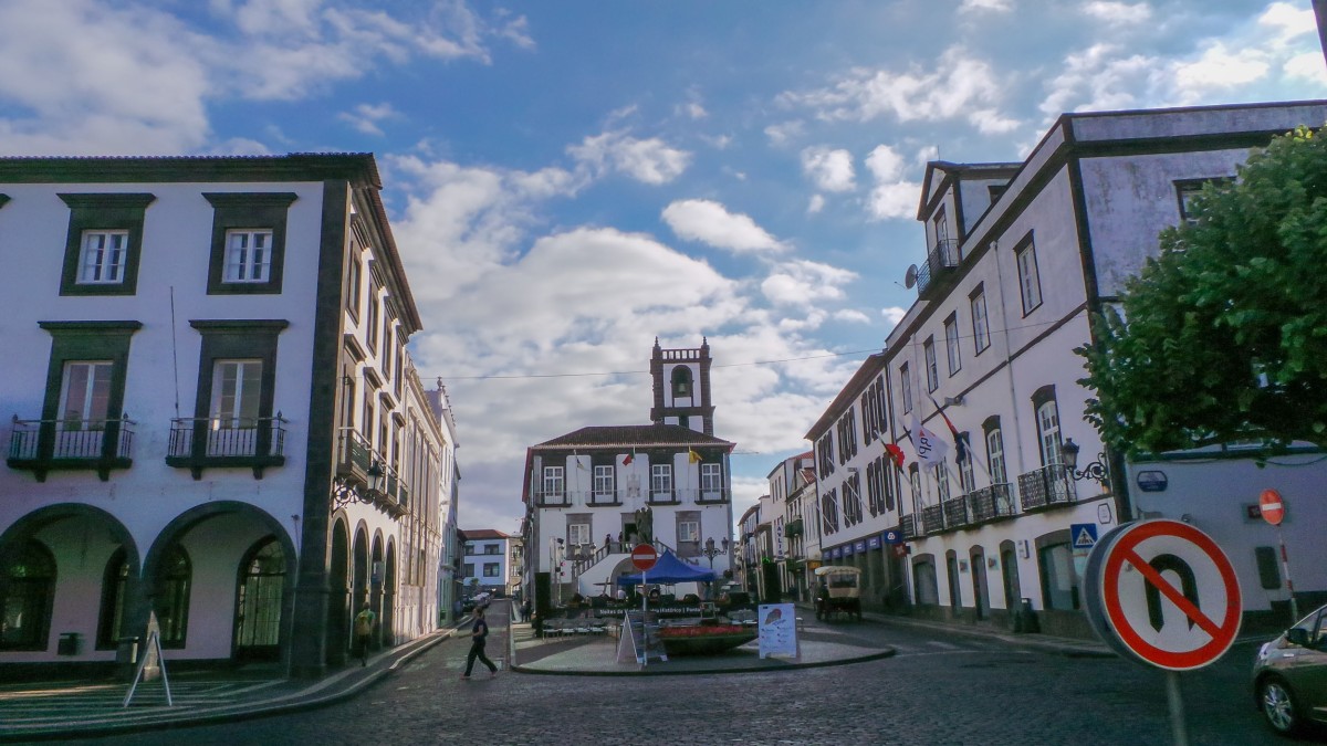 Viver em Ponta Delgada: um paraíso onde o imobiliário está ao rubro