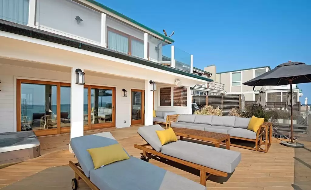 Casa Carbon Beach Malibu