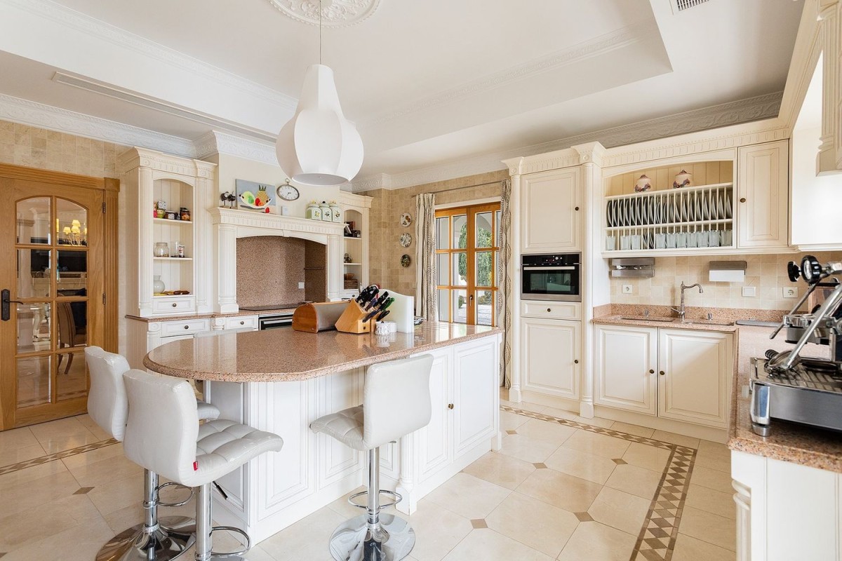 The villa has a lovely kitchen with lots of natural light