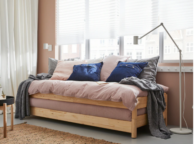cama dupla A cama dupla do Ikea é ideal para mobilar um quarto pequeno